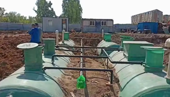 Serbatoi di stoccaggio in FRP di plastica rinforzata a fibre Trattamento delle acque reflue Forma cilindrica