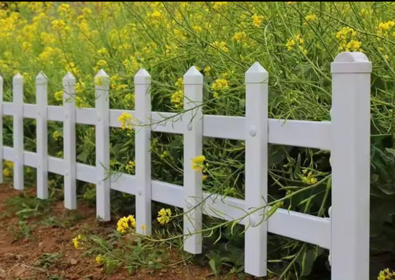 Trattamento superficiale liscio Prodotti in fibra di vetro Recinzione da giardino FRP GRP