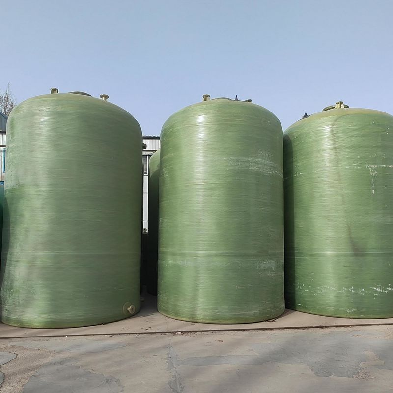 Convenienti serbatoi per l'acqua agricola facile installazione Valvola di scarico durevole inclusa
